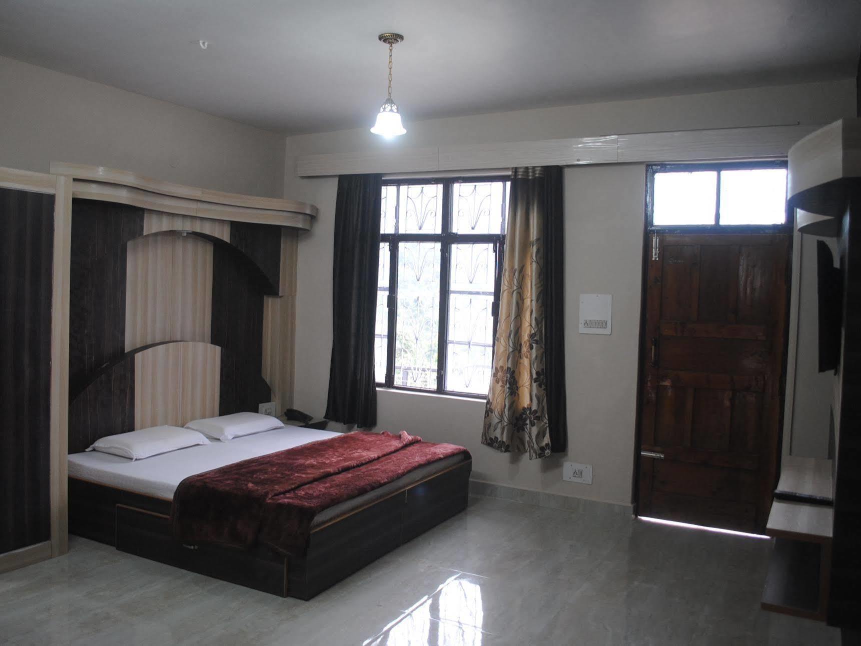 Dharamkot Inn Дармсала Екстер'єр фото