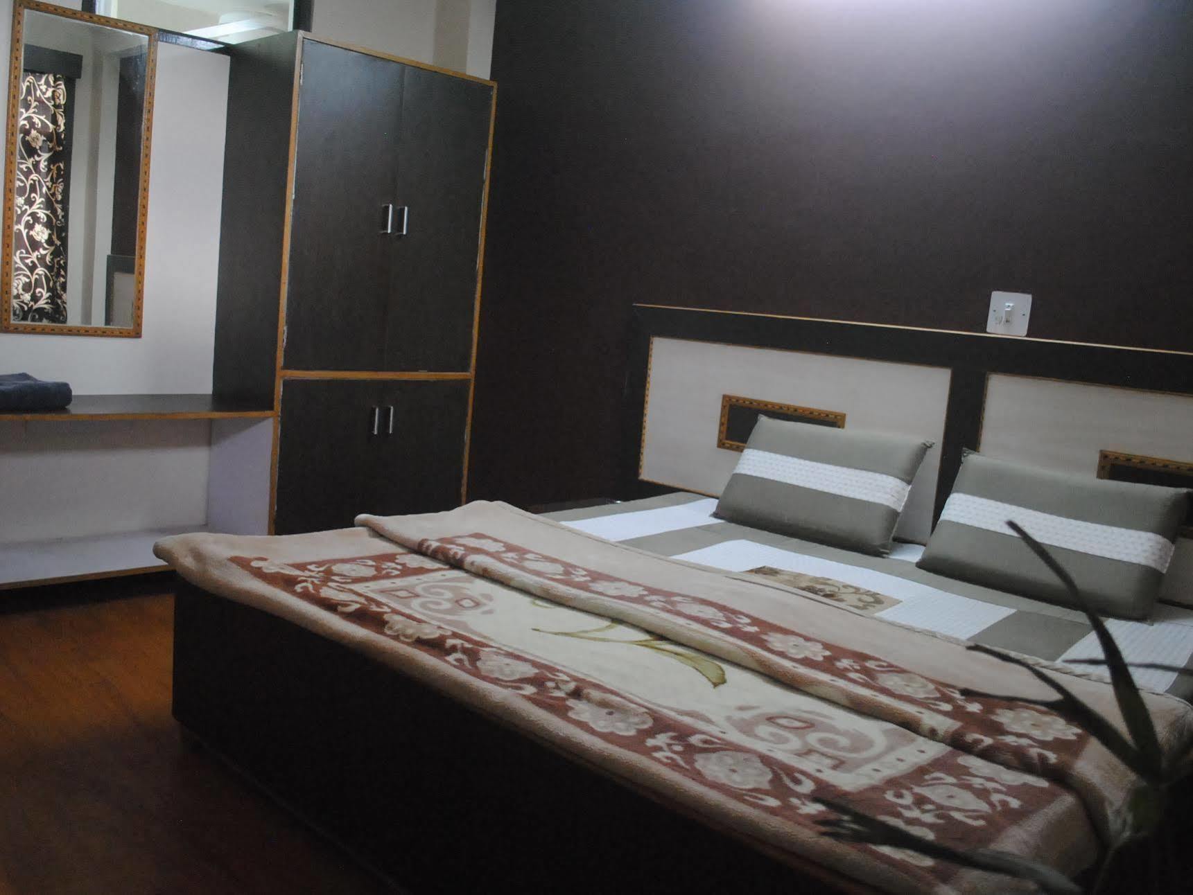 Dharamkot Inn Дармсала Екстер'єр фото
